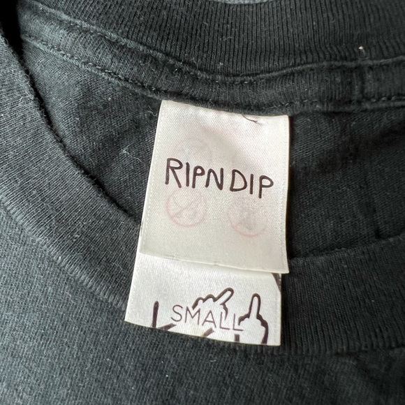 Nermal Leaf Pocket T-Shirt - Picture 5 of 6